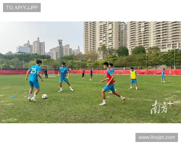 中国足球超级联赛重启在即 各队备战冲刺季后赛资格争夺战